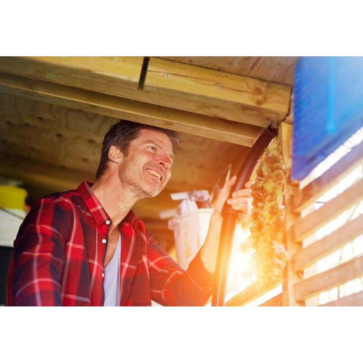 V5HCB7D8E5958E70B23608EC007F1900534R6815910P9