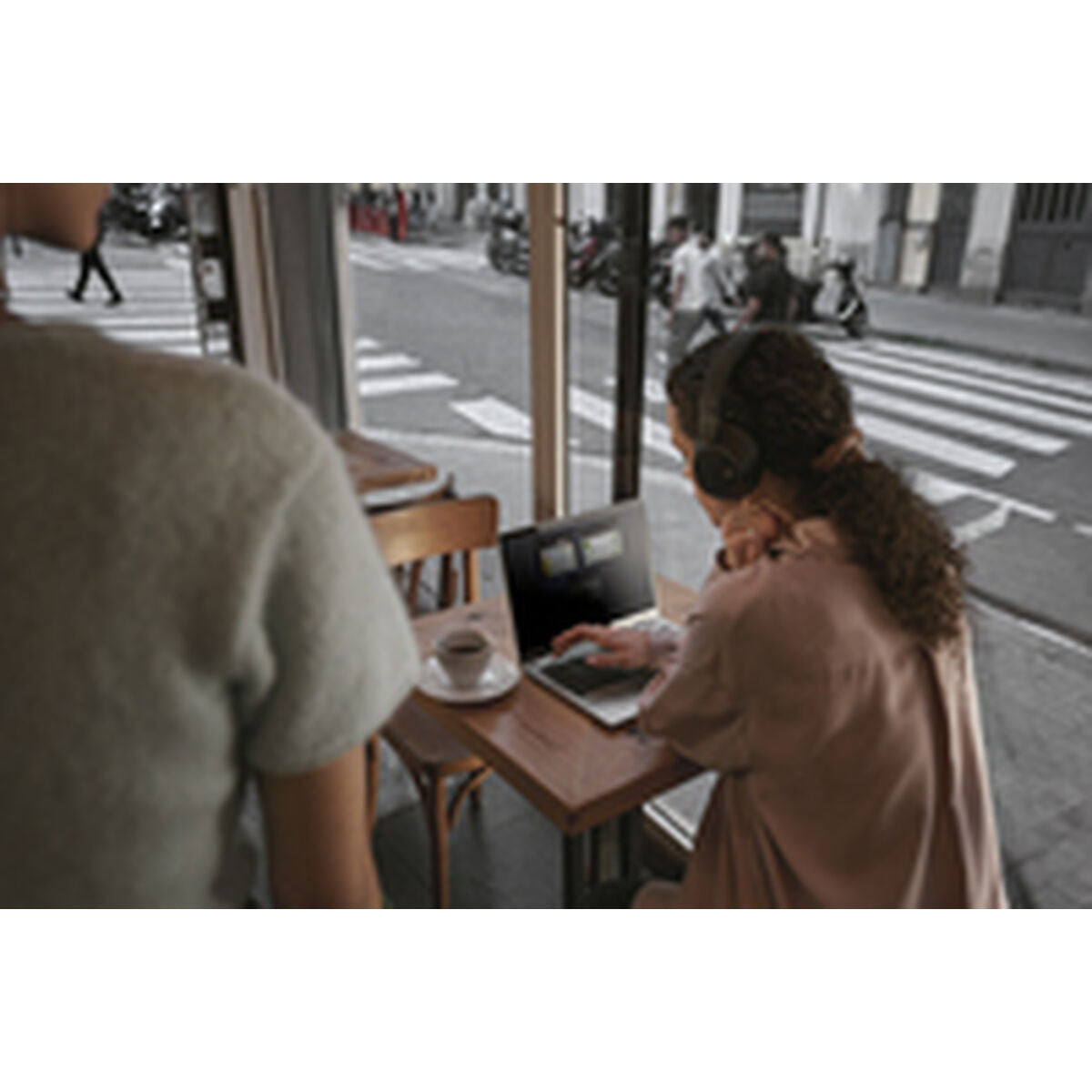 V2HCE12D2C8208DB10190490CB22FCF1582R7000310P3